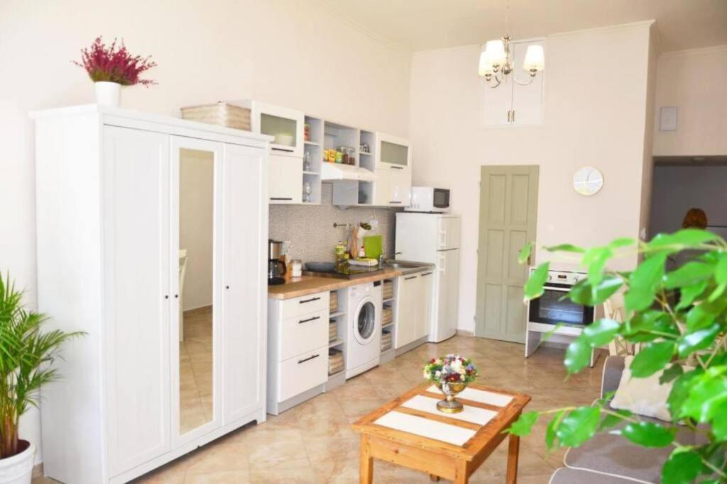 Apartment Elizabeth 1 Кошице Екстер'єр фото