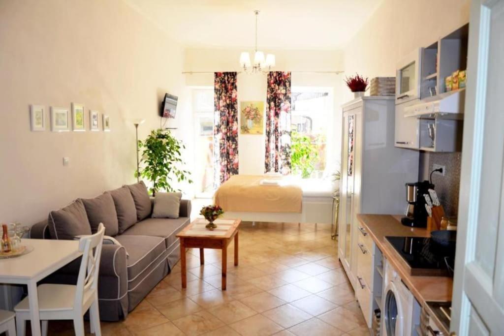 Apartment Elizabeth 1 Кошице Екстер'єр фото